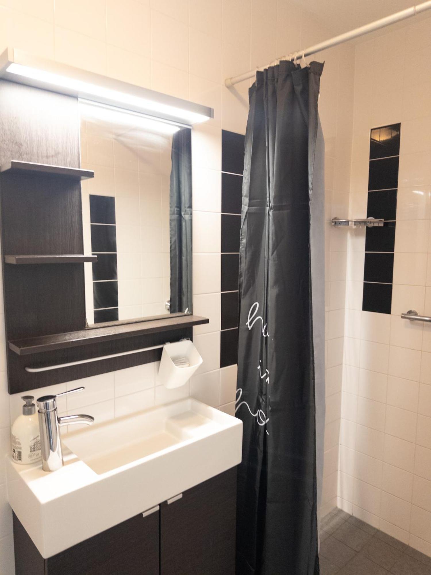 De Schelp 86, Garden And Free Parking Apartment *